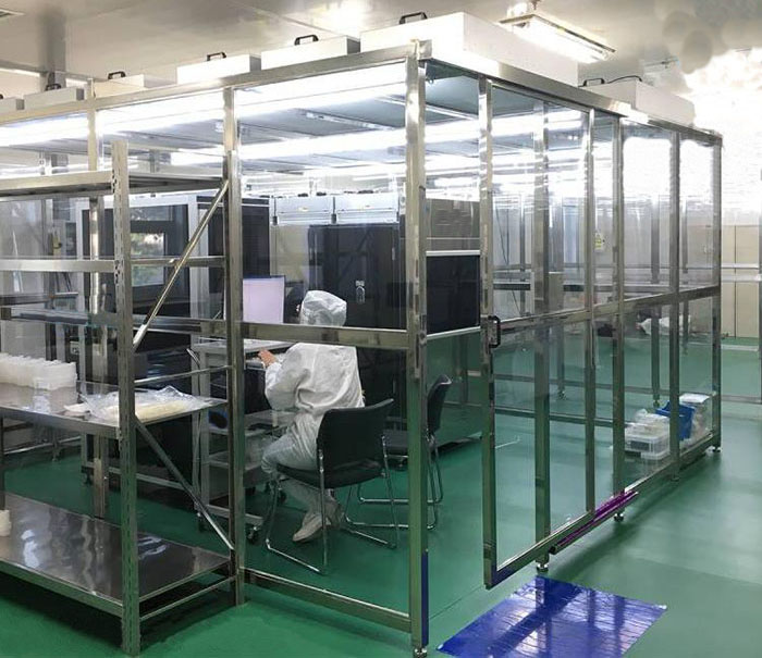 潔凈棚主要組成部分、框架、垂簾、頂部封體、FFU、初效過(guò)濾器、高效過(guò)濾器等等。
